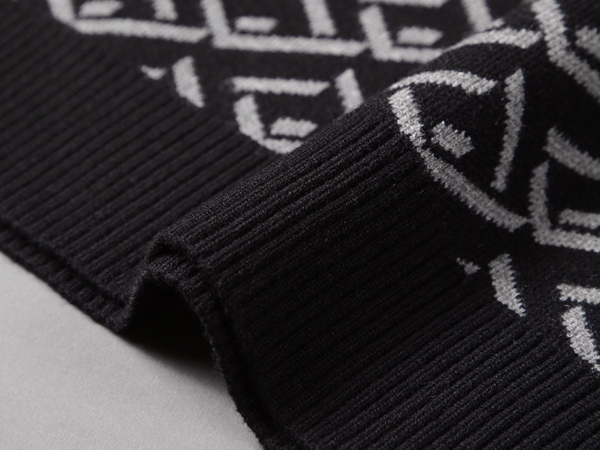 ブランドセーター着用イメージ